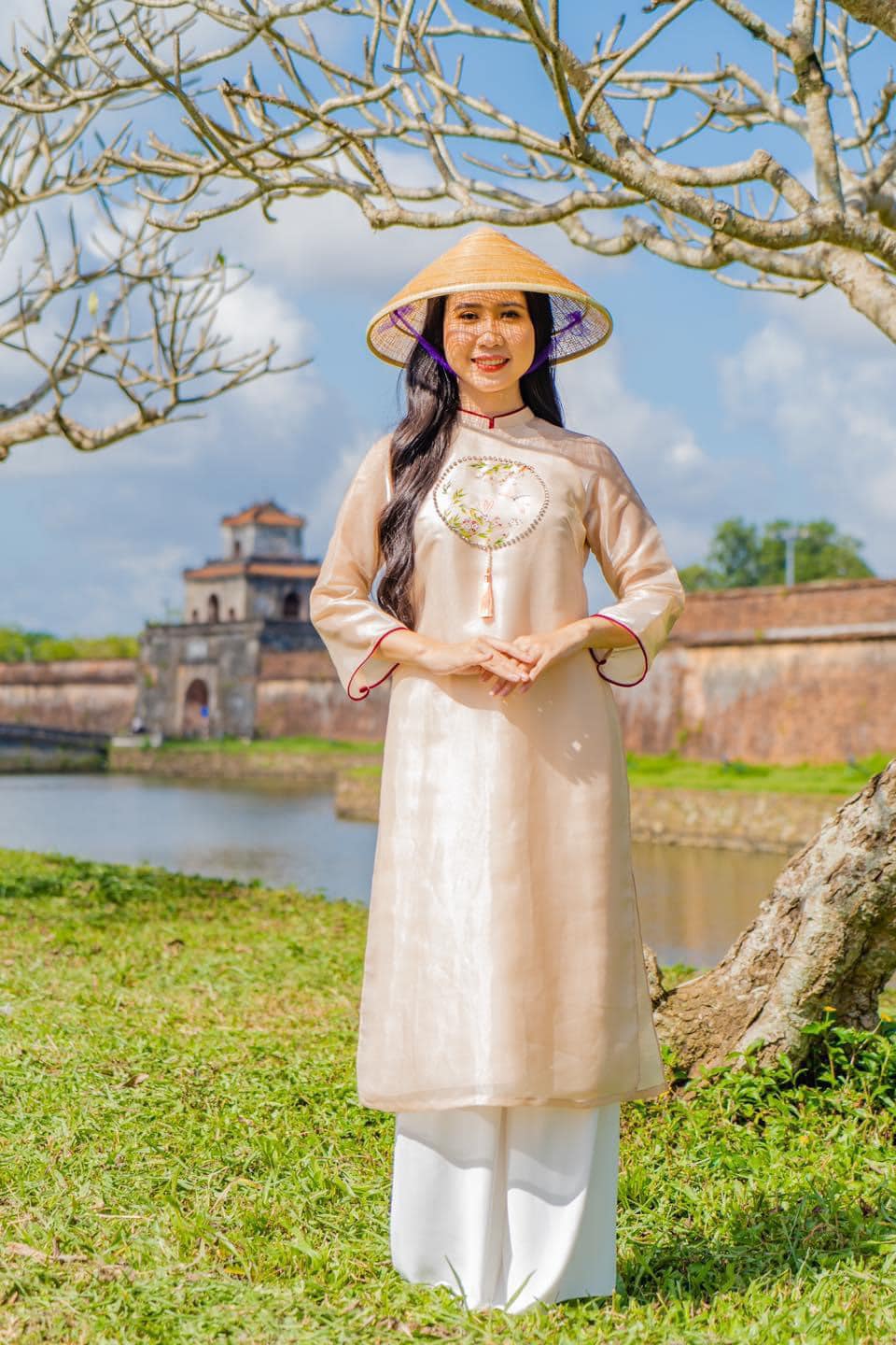 May áo dài Huế đẹp